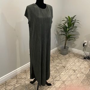 Maxi sheath dress